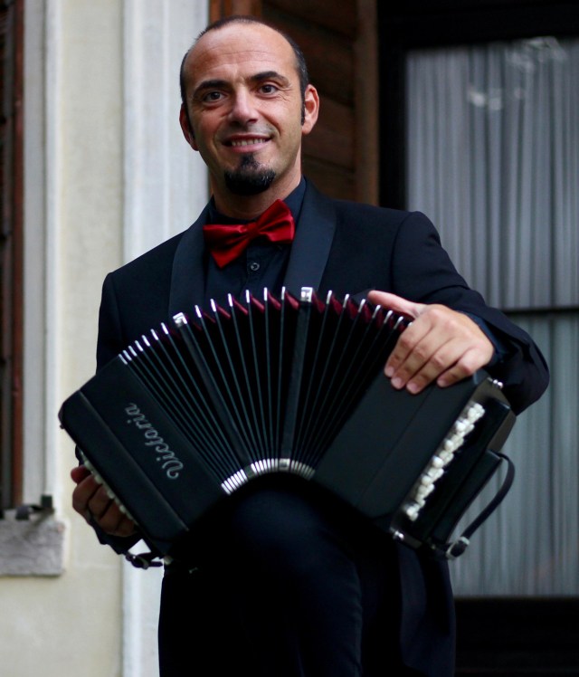 Mirko Satto, bandoneón and accordion player.